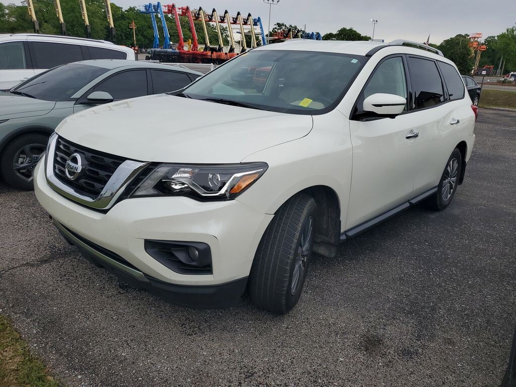 Used 2020 Nissan Pathfinder SL SUV