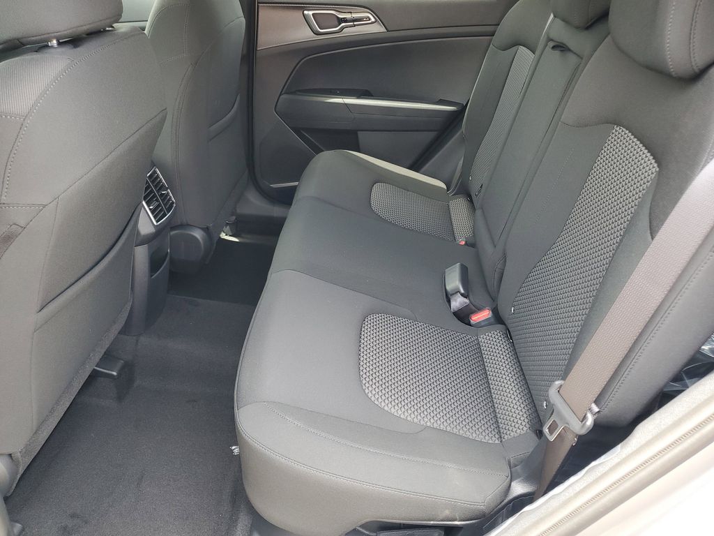 2025 Kia Sportage LX Hybrid - Photo 20