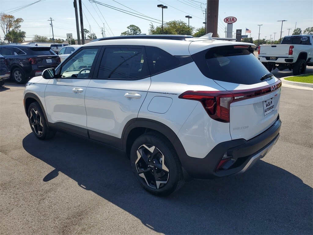 2026 Kia Seltos S photo 2