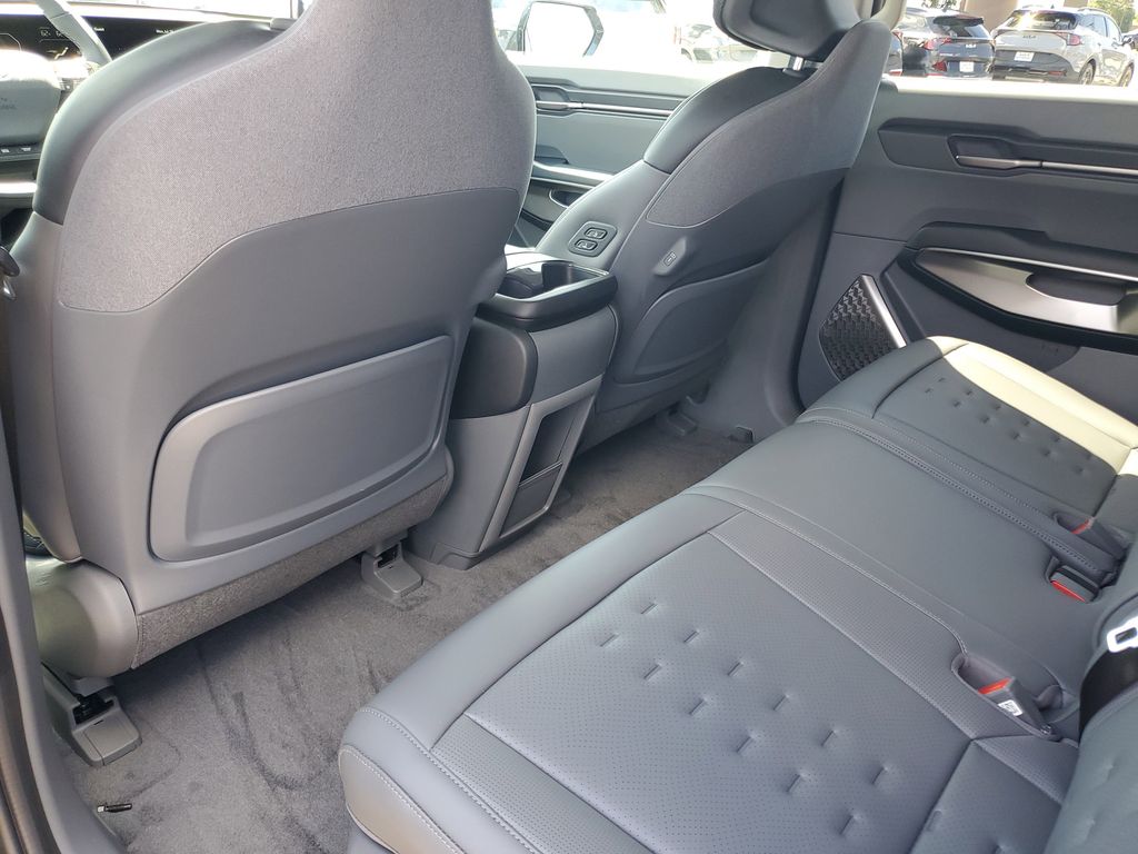 2026 Kia EV9 Wind - Photo 23