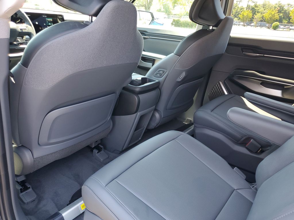 2026 Kia EV9 Light L/R - Photo 23