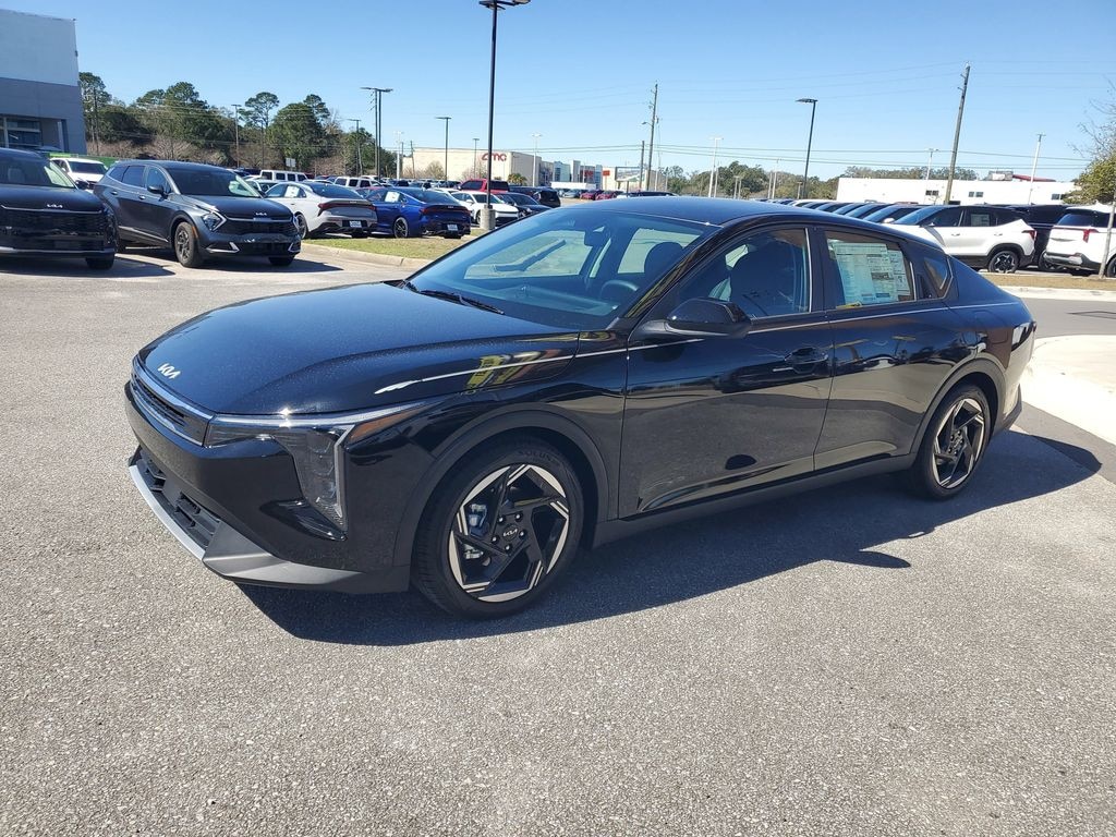 New 2026 Kia K4 EX Sedan