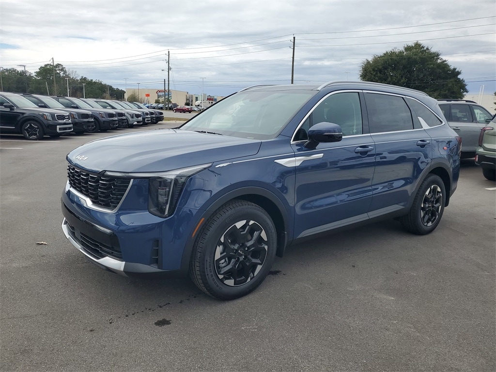New 2026 Kia Sorento S SUV