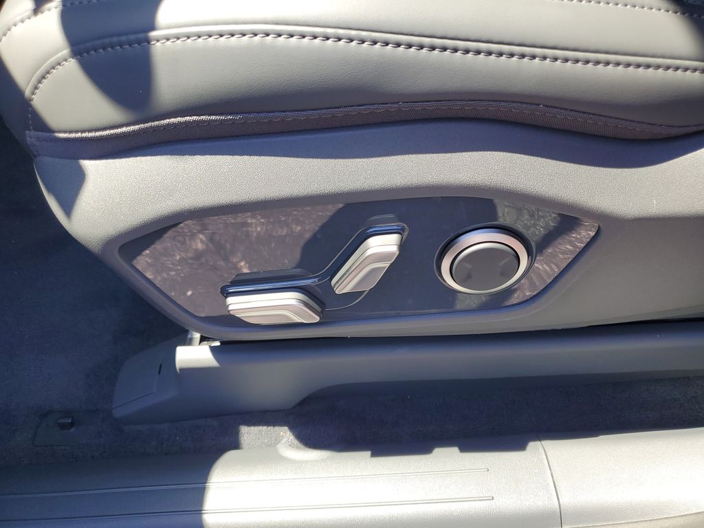 2026 Kia EV9 Light L/R - Photo 7