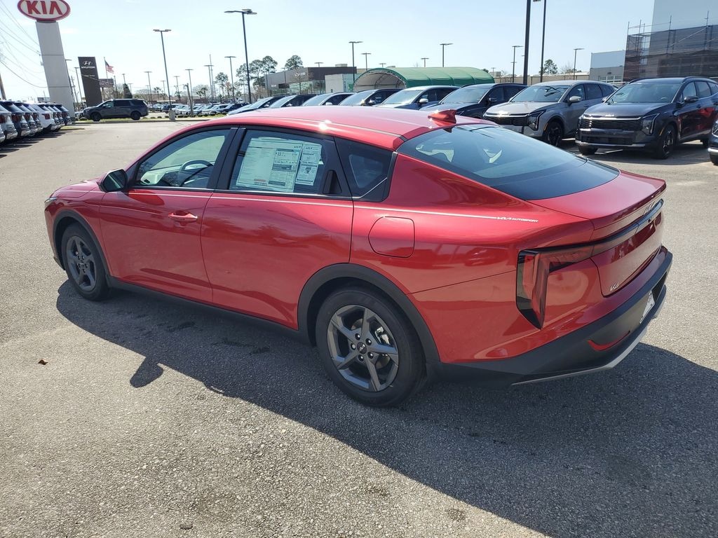 New 2026 Kia K4 LXS Sedan