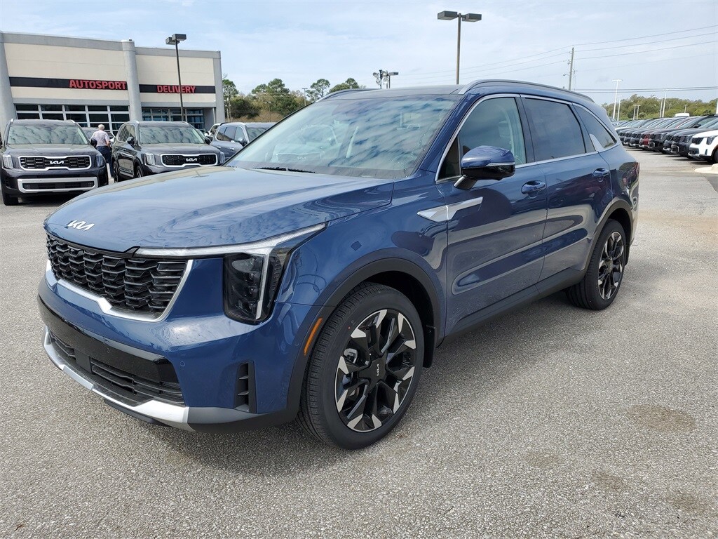 2025 Kia Sorento SX photo 2