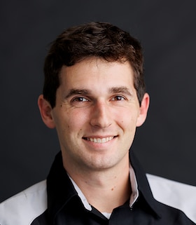 Staff member Noah Itzhaki from ID_86a72e86cb4b