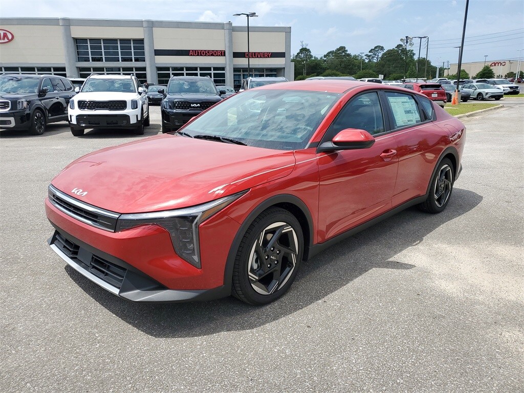 2025 Kia K4 EX photo 2
