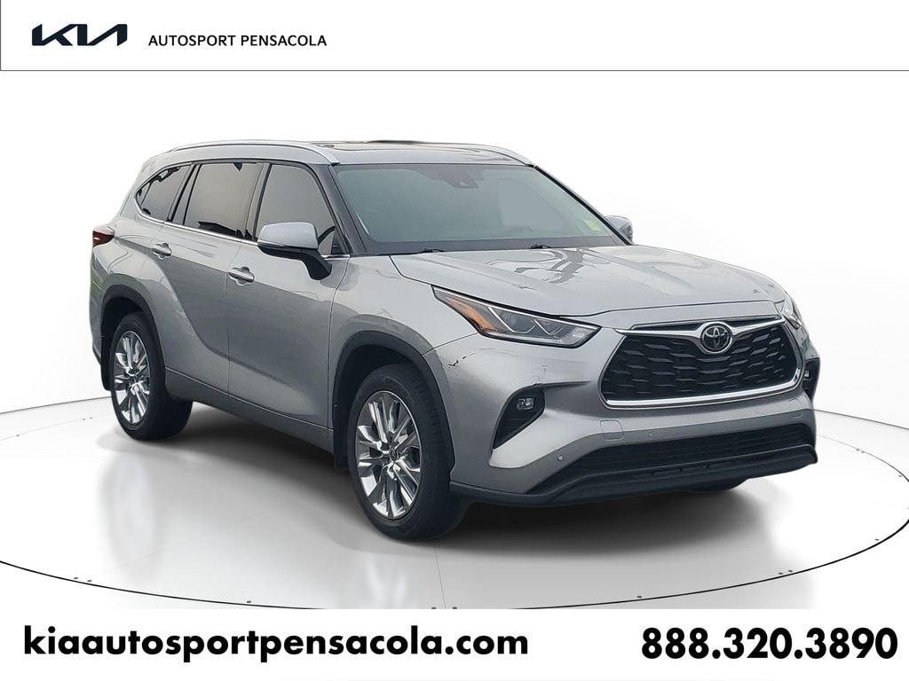 Used 2024 Toyota Highlander Limited SUV