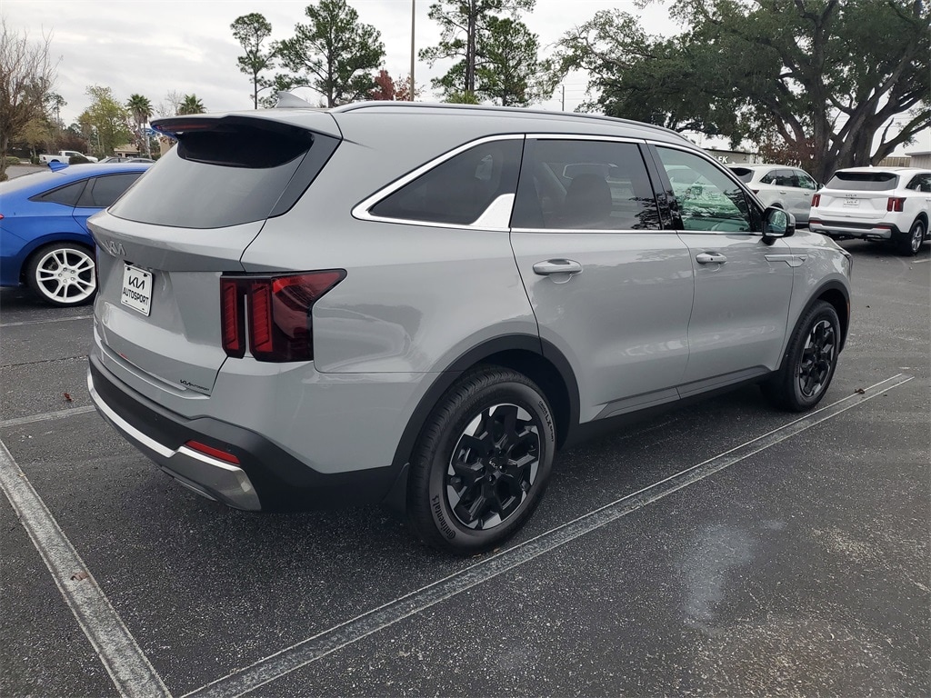 New 2026 Kia Sorento S SUV
