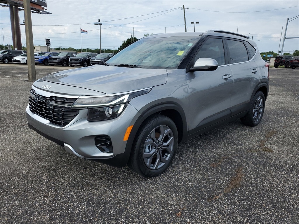 Used 2024 Kia Seltos S with VIN KNDEU2AA8R7631869 for sale in Pensacola, FL