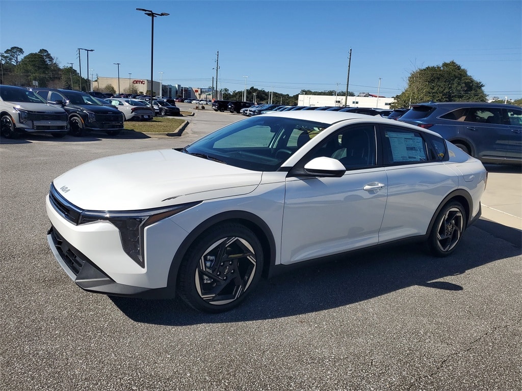 New 2026 Kia K4 EX Sedan