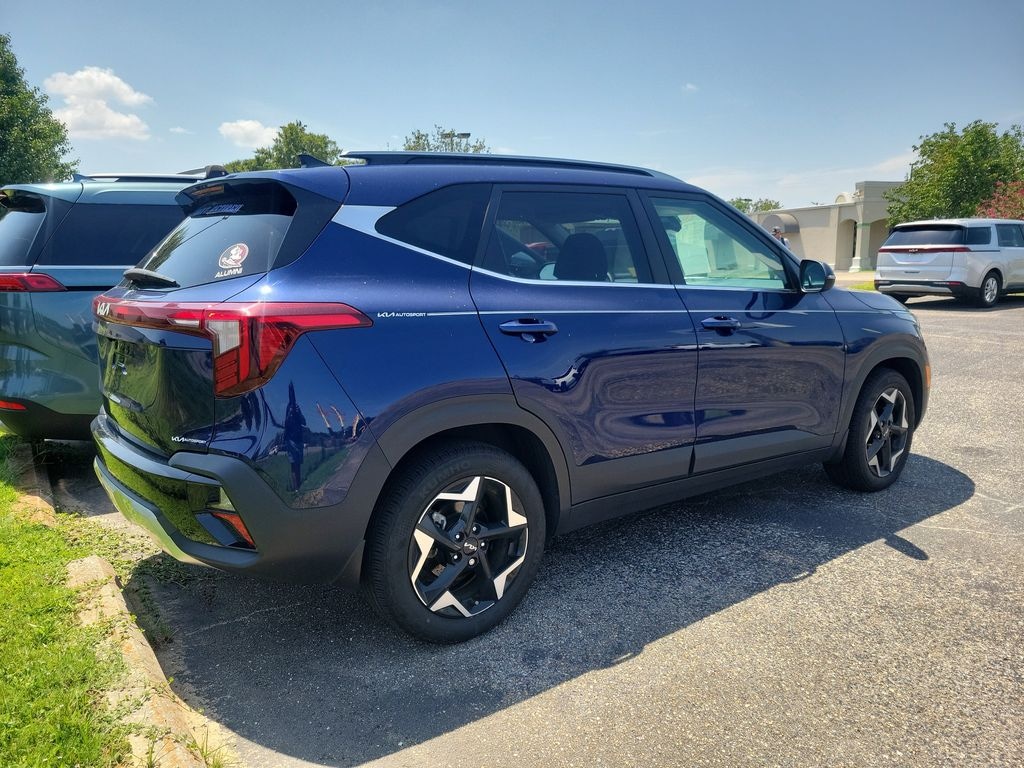 Used 2024 Kia Seltos EX SUV