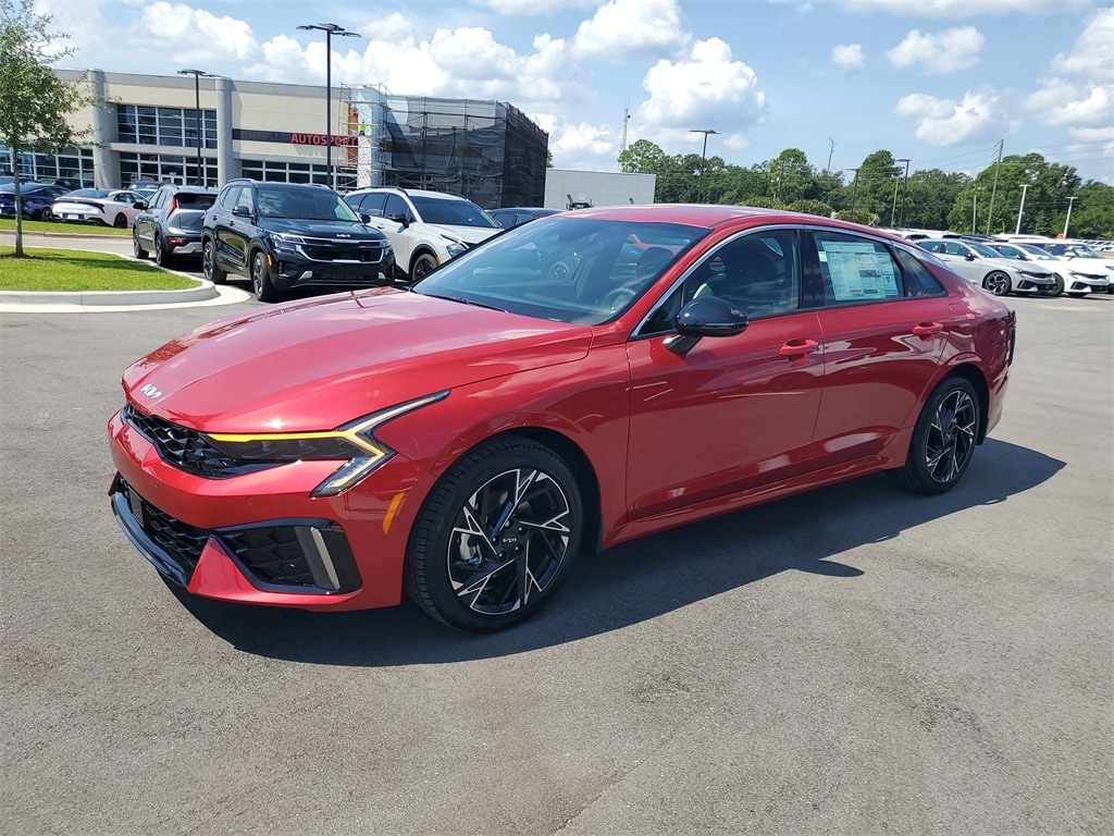 2026 Kia K5 GT-Line photo 2