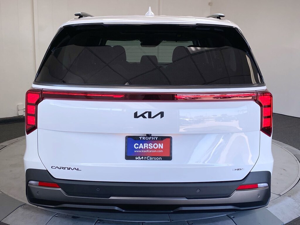 New 2026 Kia Carnival Hybrid SX Van Passenger Van