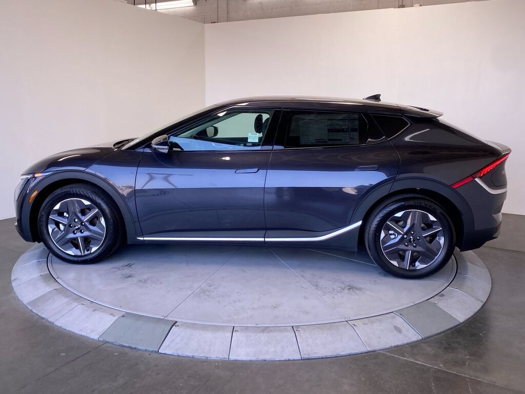 New 2026 Kia EV6 Light Long Range SUV