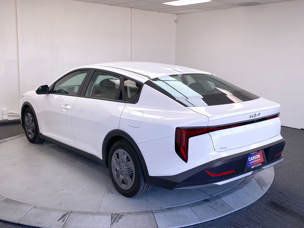 New 2025 Kia K4 Sedan