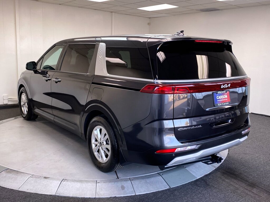 Used 2022 Kia Carnival LX LX FWD