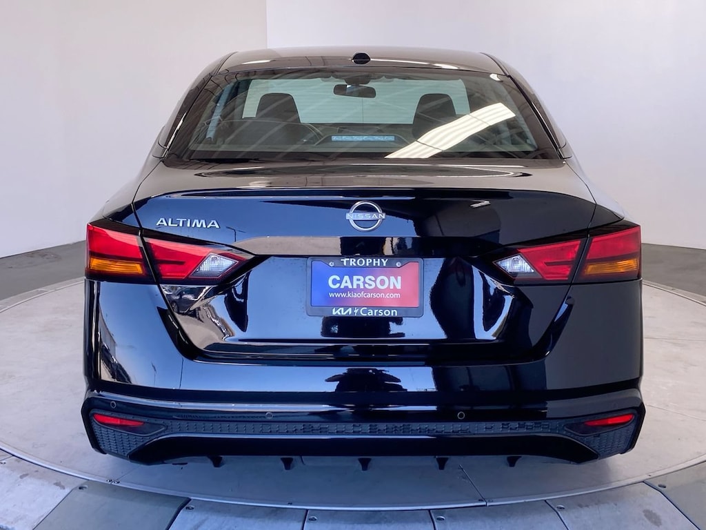 Used 2025 Nissan Altima SV SV FWD