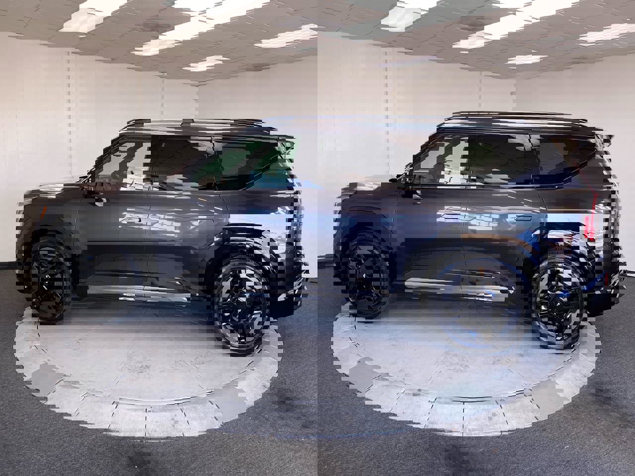2026 Kia EV9 GT-Line photo 2