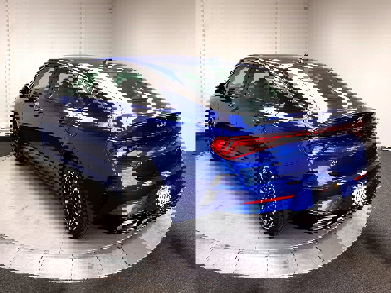 2024 Kia K5 GT-Line photo 3