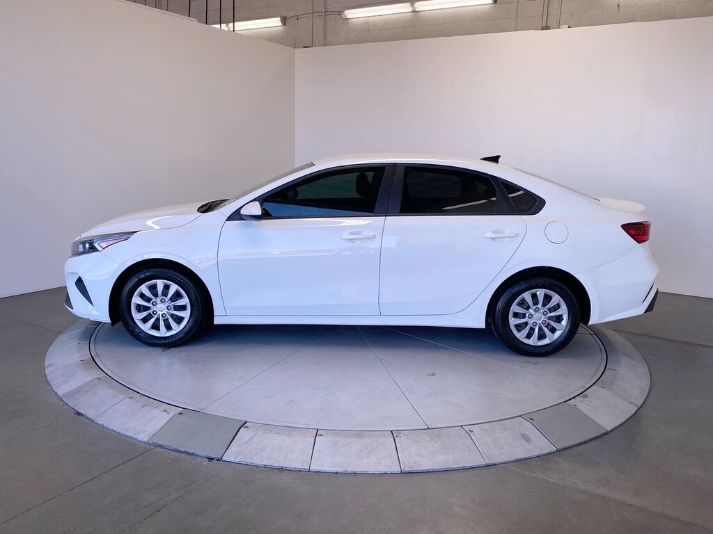 Certified 2024 Kia Forte LX LX IVT