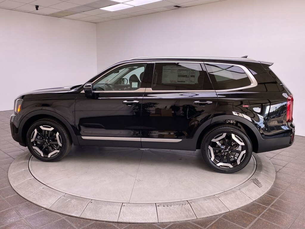 New 2025 Kia Telluride S SUV