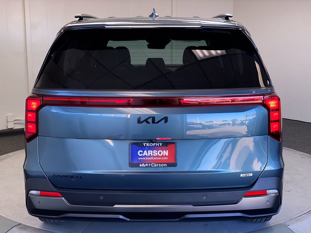 New 2026 Kia Carnival Hybrid SX Van Passenger Van
