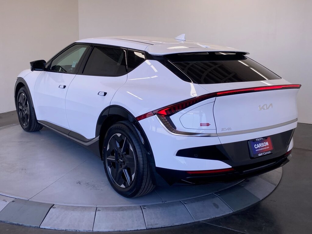 New 2026 Kia EV6 Wind SUV