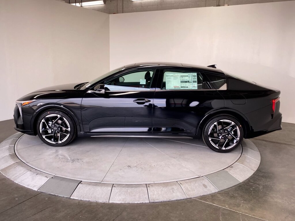 New 2026 Kia K4 GT-Line Sedan