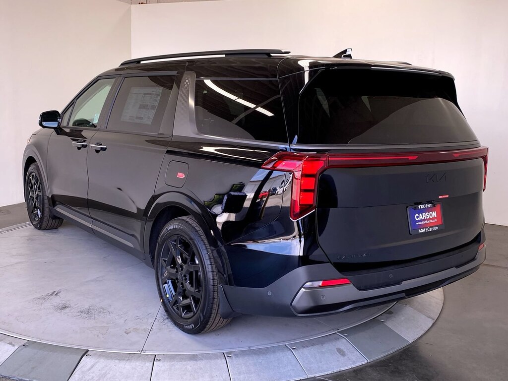New 2027 Kia Carnival SX Van Passenger Van