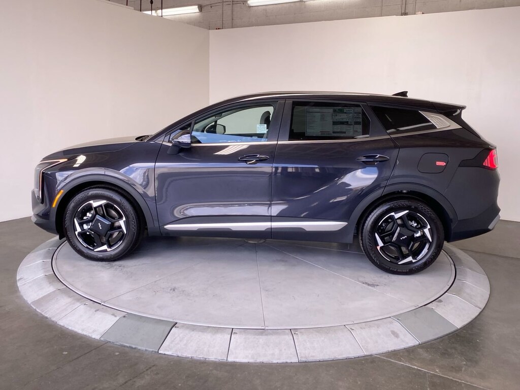 New 2026 Kia Sportage EX SUV