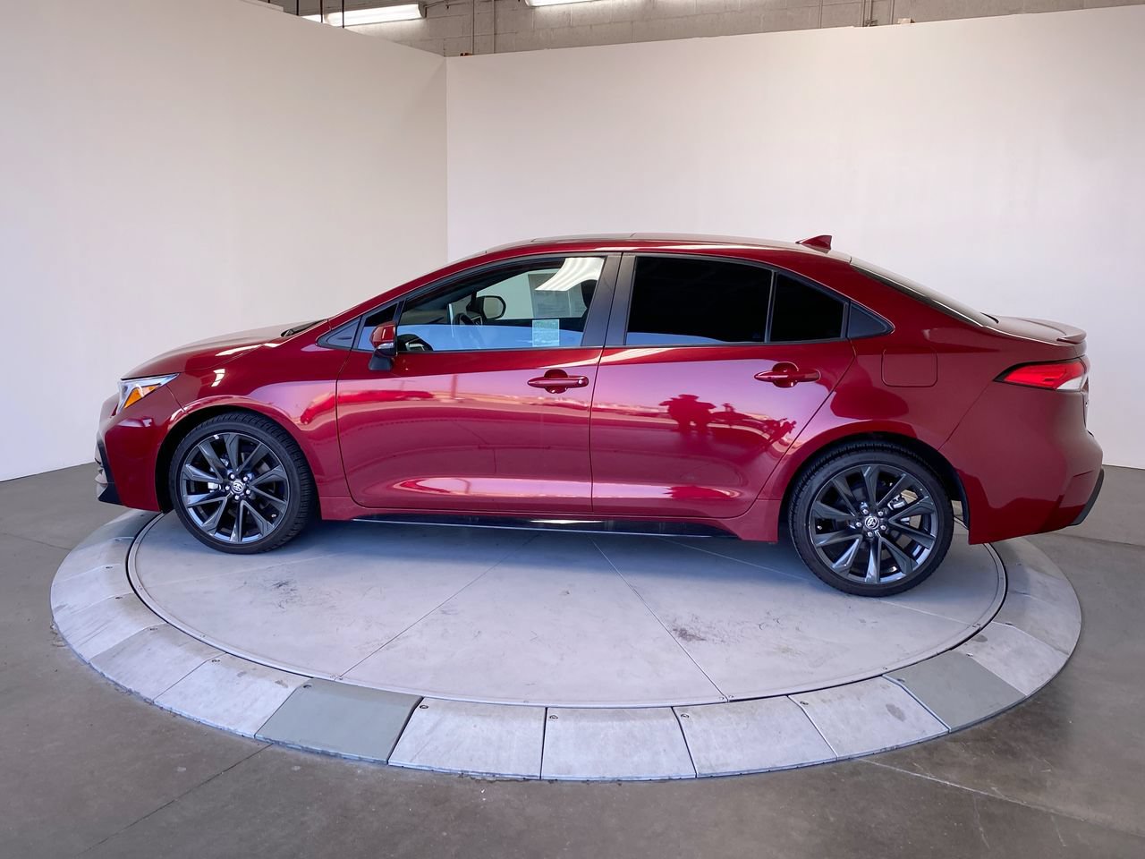 Used 2025 Toyota Corolla SE SE CVT