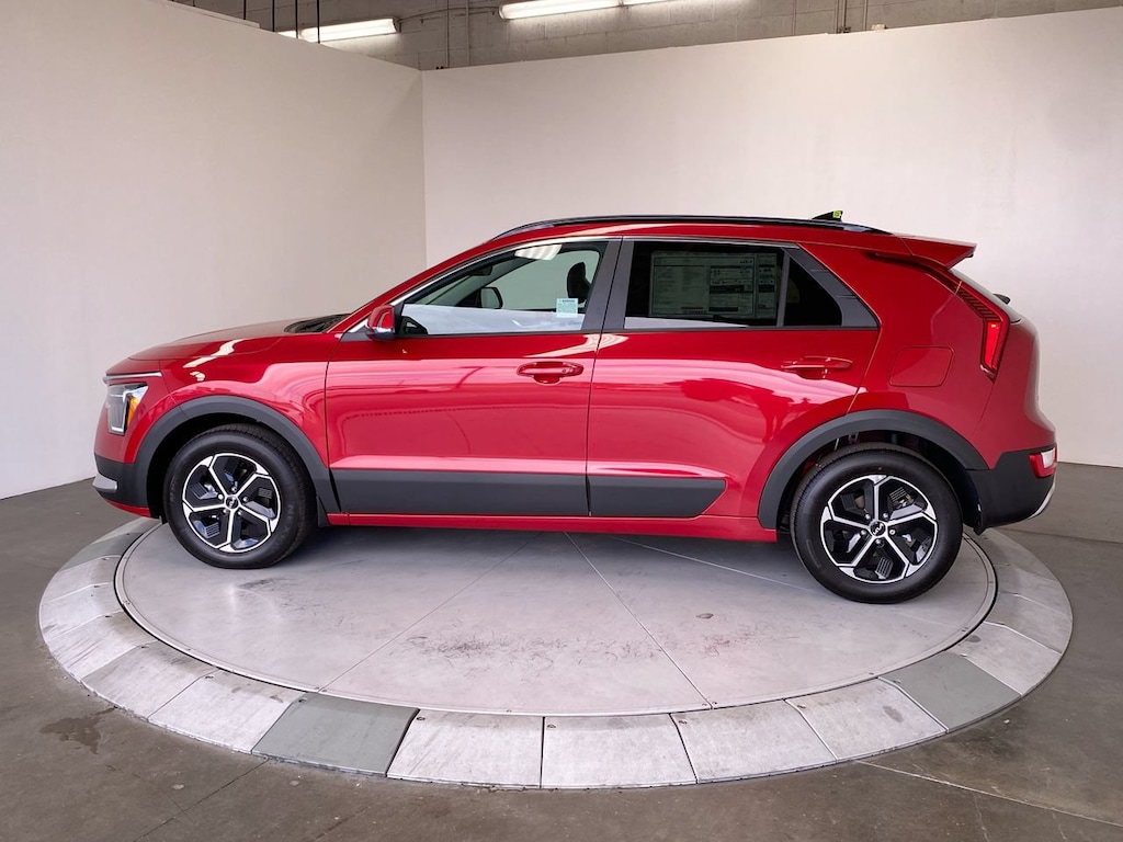 New 2026 Kia Niro EX SUV