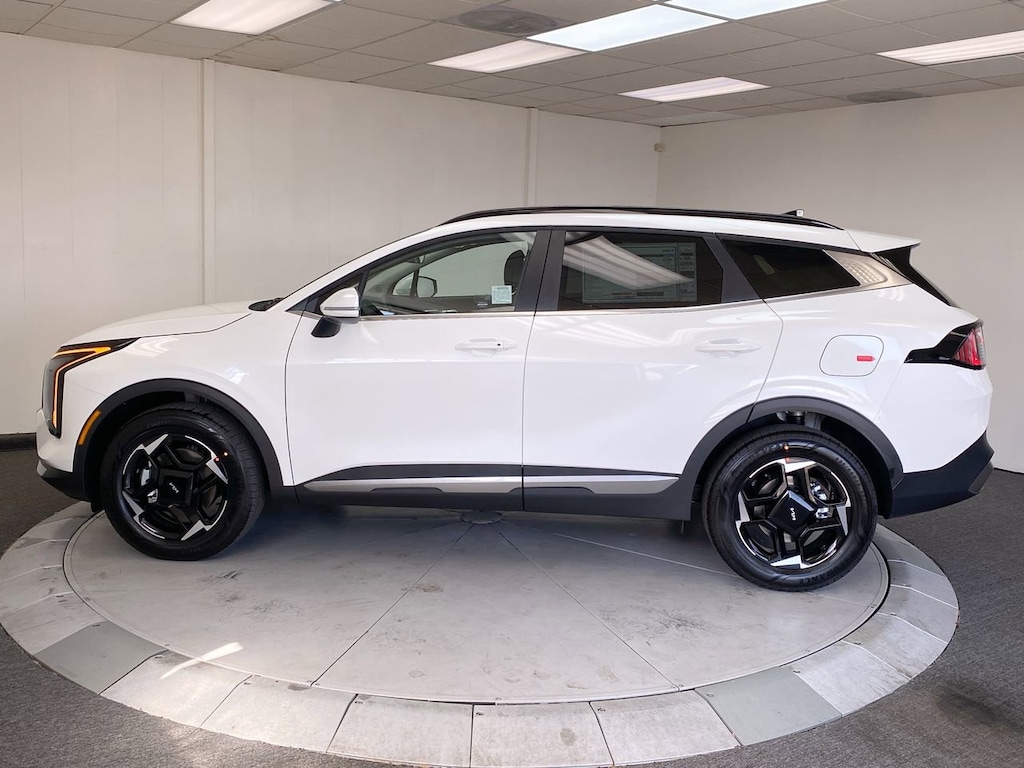 New 2026 Kia Sportage Hybrid EX SUV