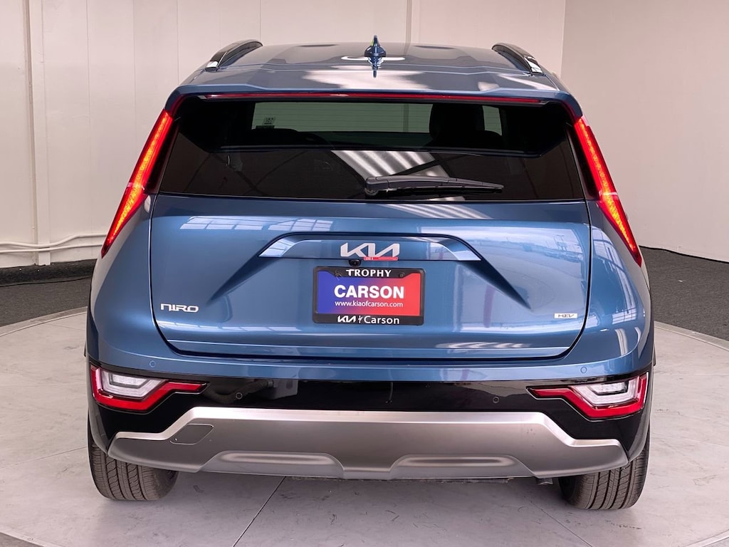 New 2025 Kia Niro SX Touring SUV