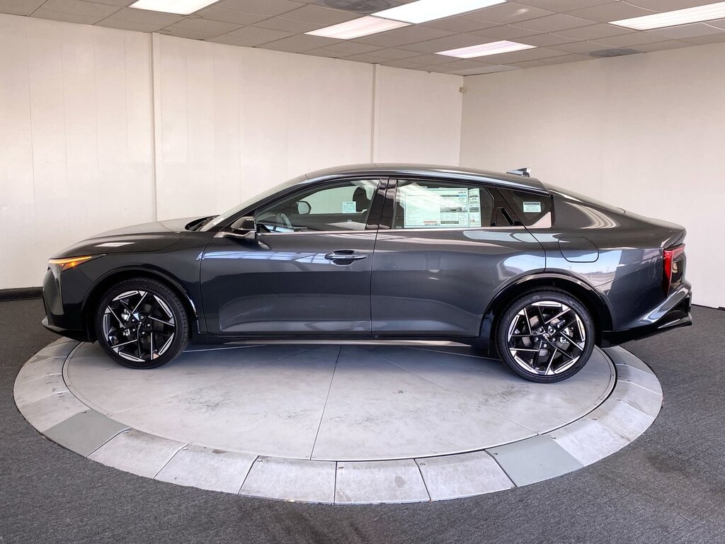 New 2025 Kia K4 GT-Line Sedan