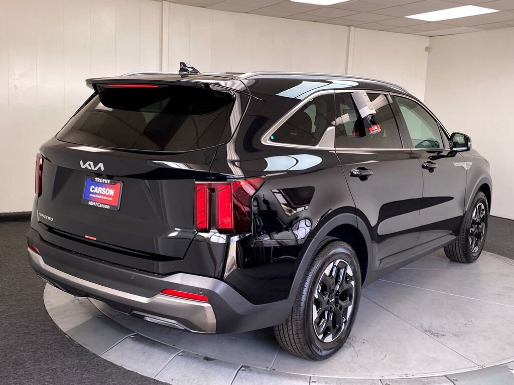 New 2026 Kia Sorento S SUV