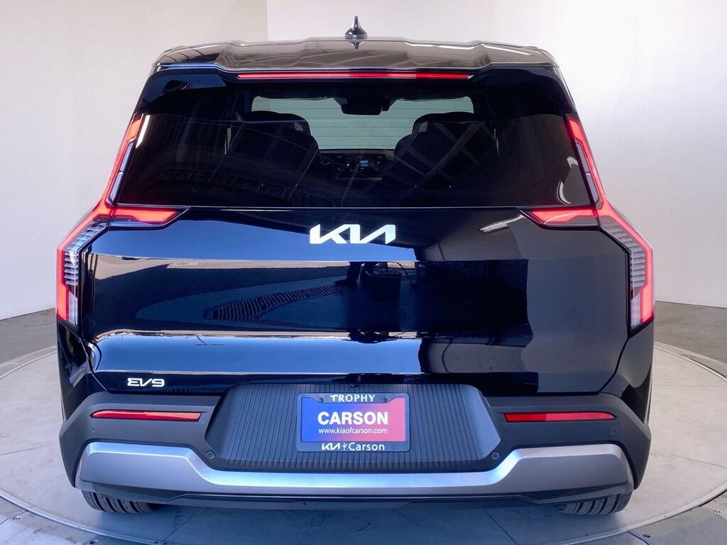 New 2026 Kia EV9 Light Long Range SUV