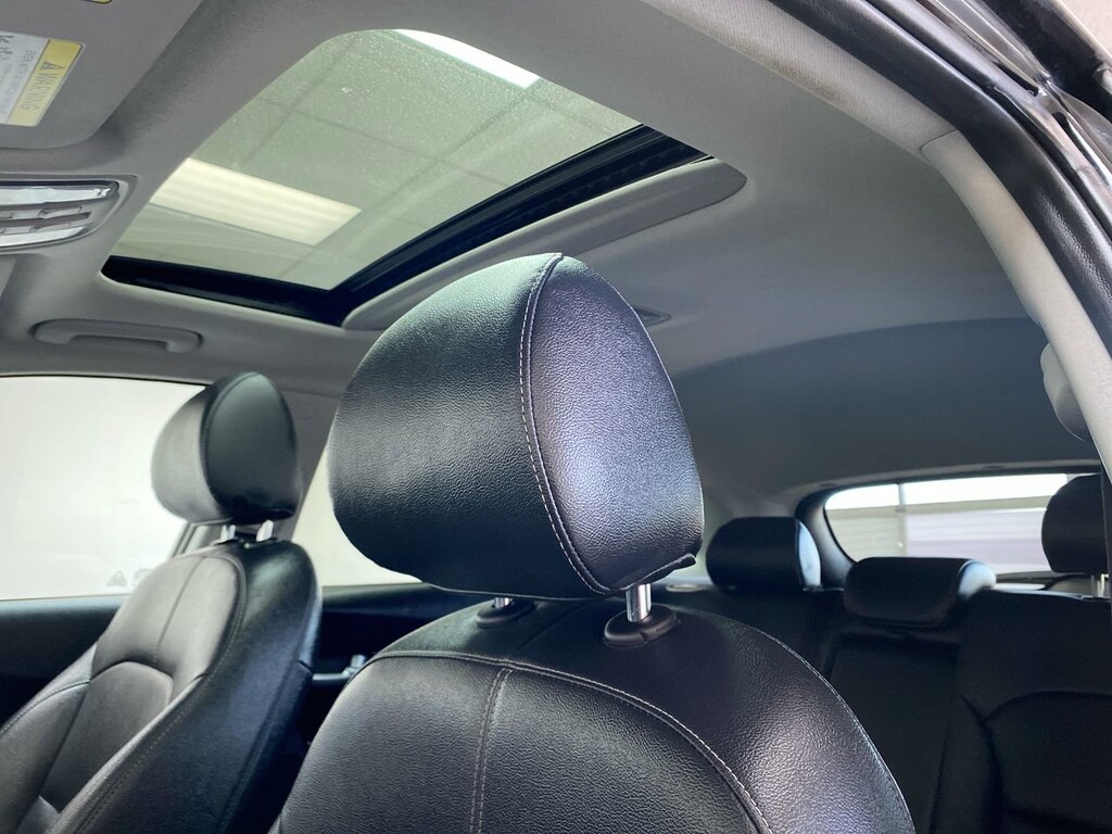 Used 2022 Kia Niro Touring SE Touring SE FWD