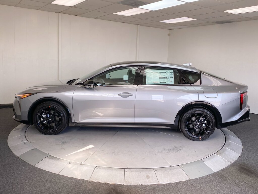 New 2025 Kia K4 GT-Line Turbo Sedan