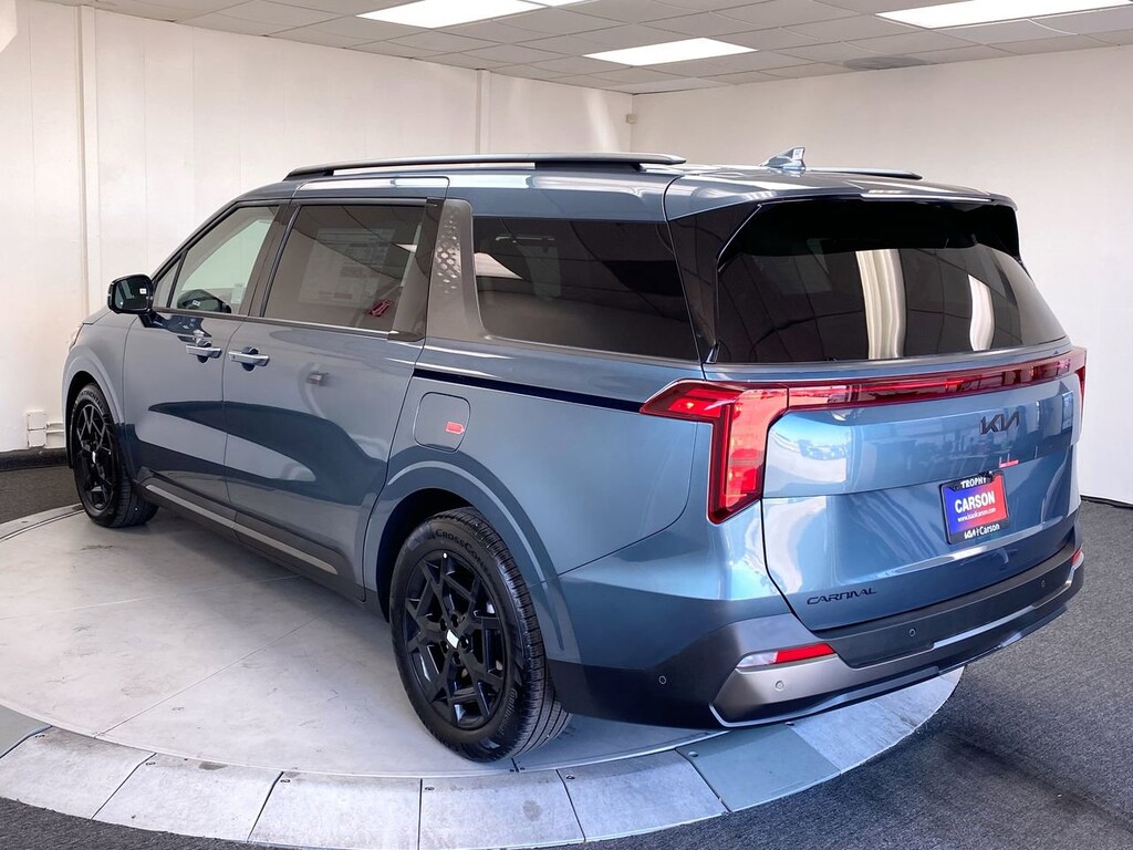 New 2026 Kia Carnival SX Van Passenger Van