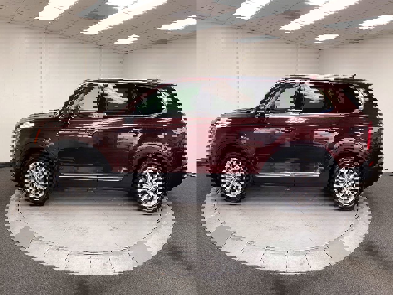 2022 Kia Telluride LX photo 2