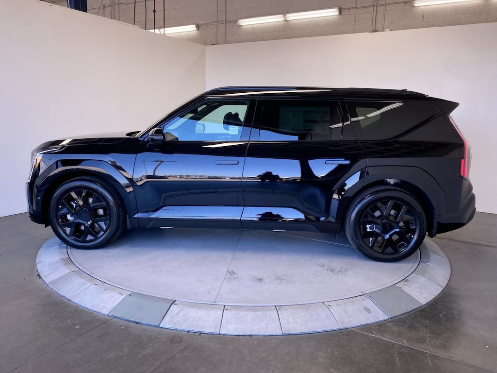 New 2026 Kia EV9 Land SUV
