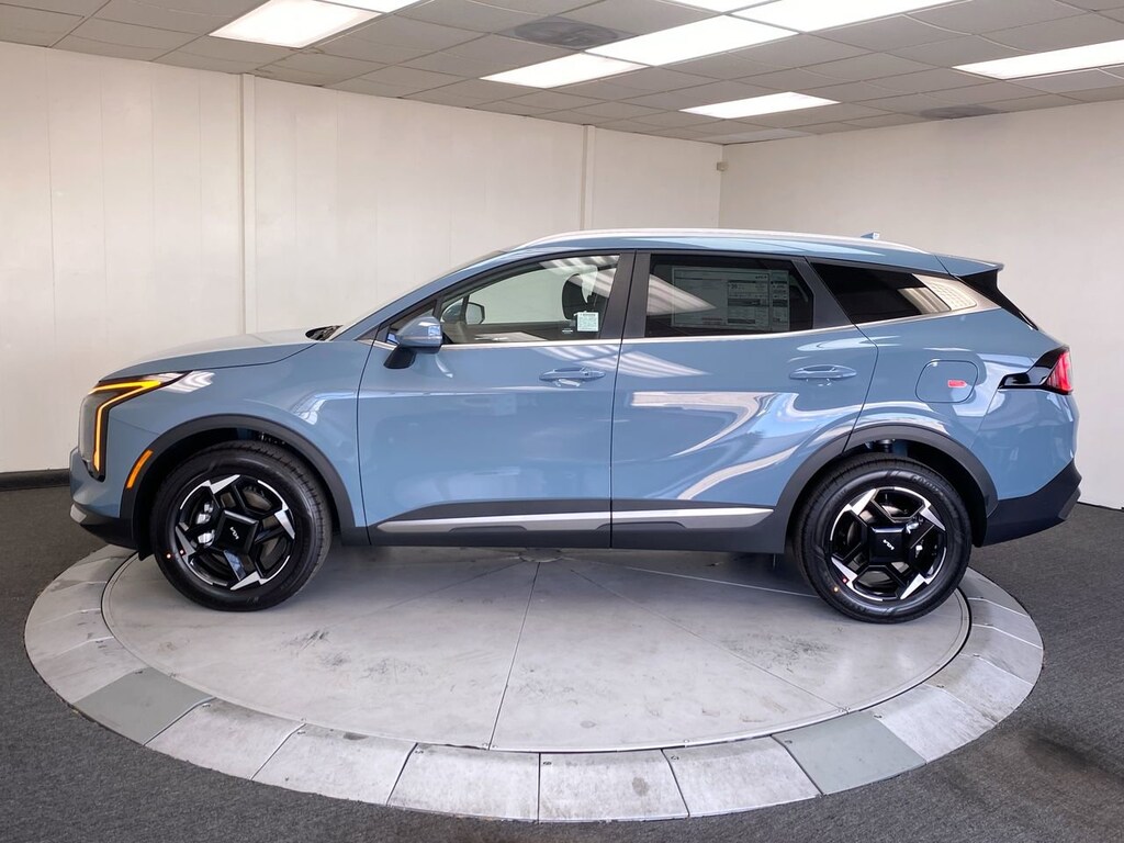 New 2026 Kia Sportage Hybrid EX SUV