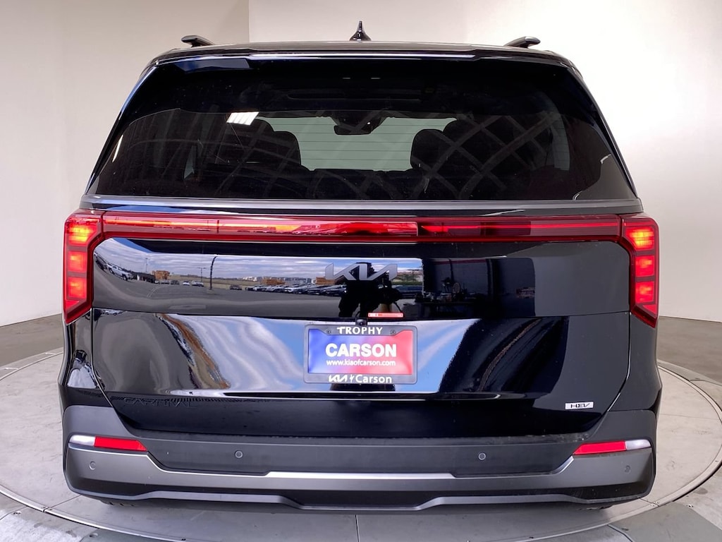 New 2027 Kia Carnival Hybrid SX Van Passenger Van