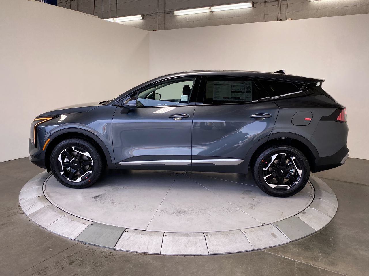 New 2027 Kia Sportage Hybrid S SUV