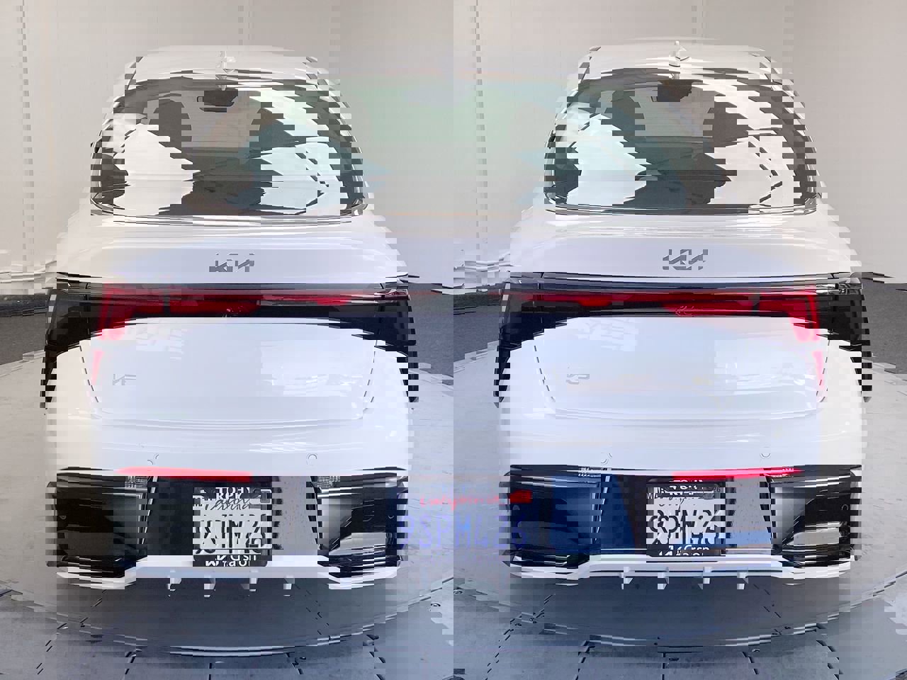 2025 Kia K5 LXS photo 4