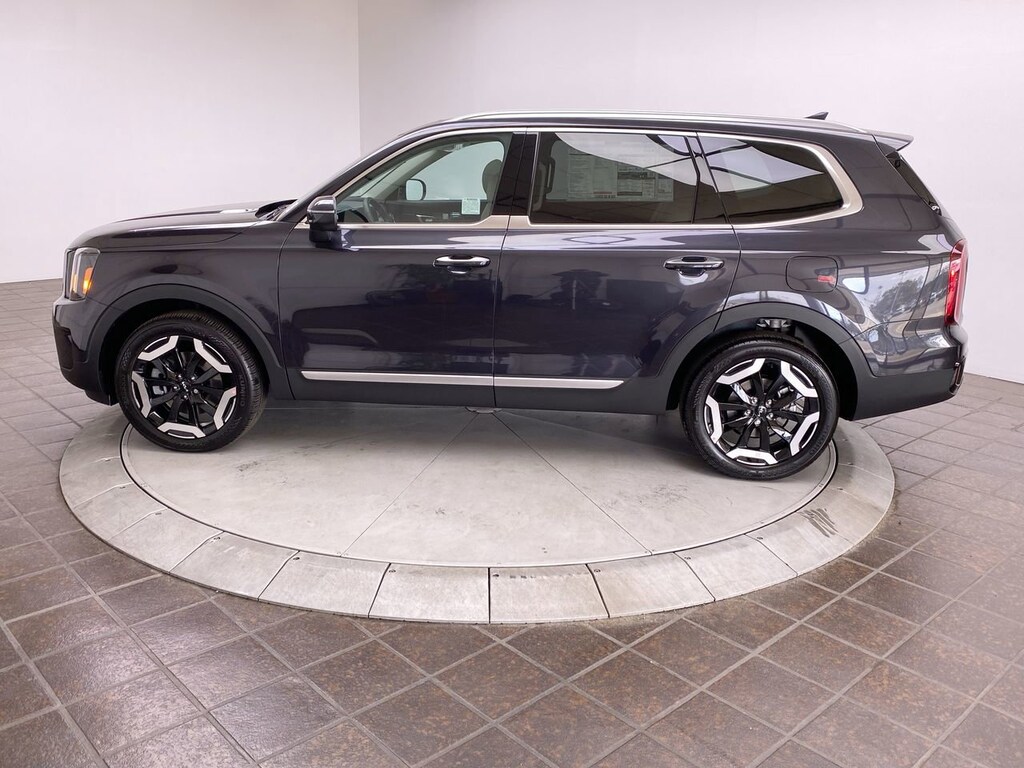 New 2025 Kia Telluride S SUV