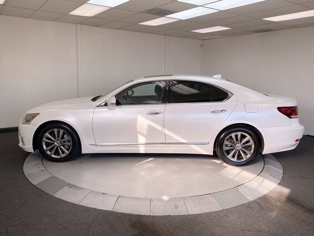Used 2016 Lexus LS 460 Sedan